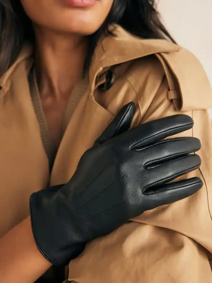 Leather Glovesvvg